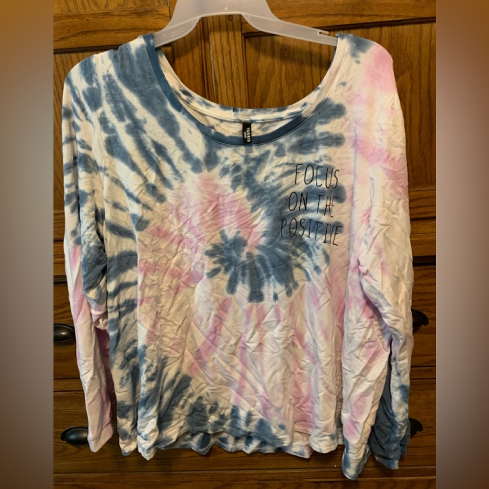 ⭐️ 5/$30 Torrid Tie Dye Sleep Shirt